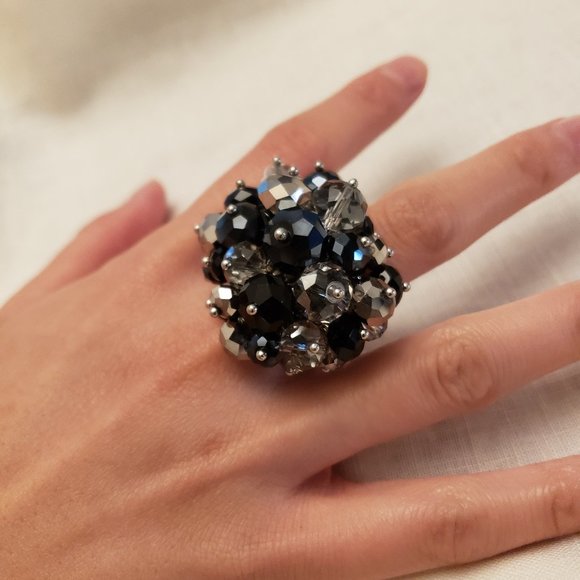 Gleaming beaded cluster ring - Picture 3 of 4